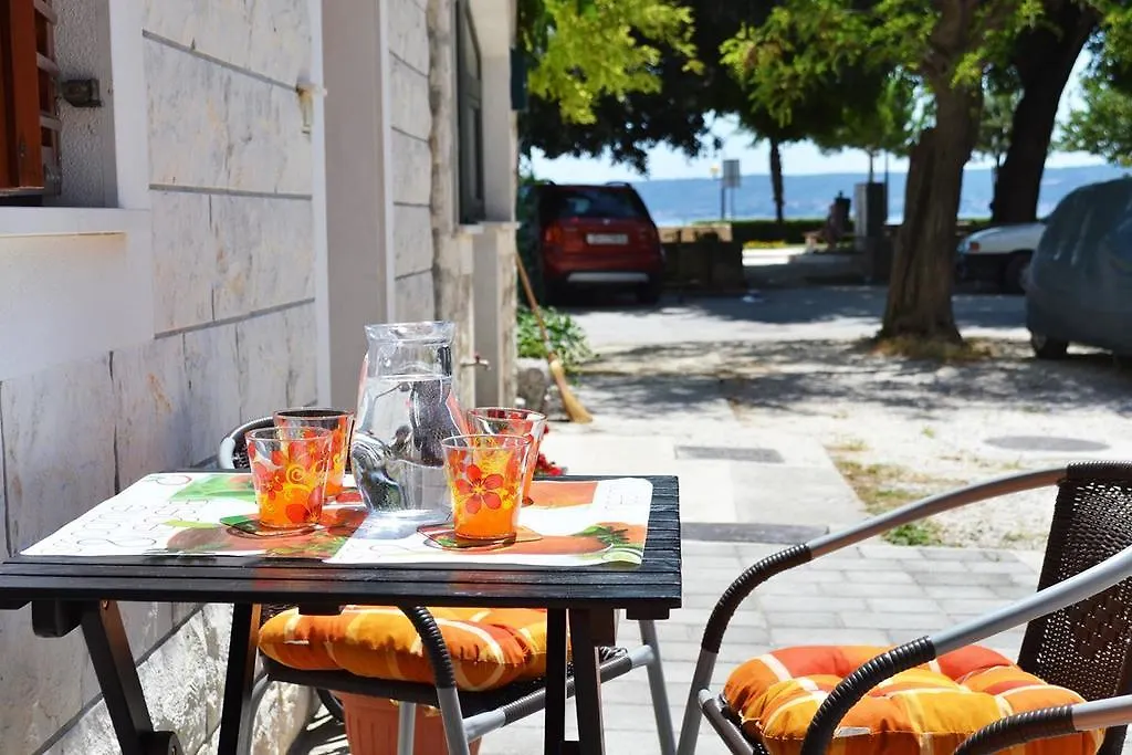 Apartment Klobuka Kastela 0*,  Hırvatistan
